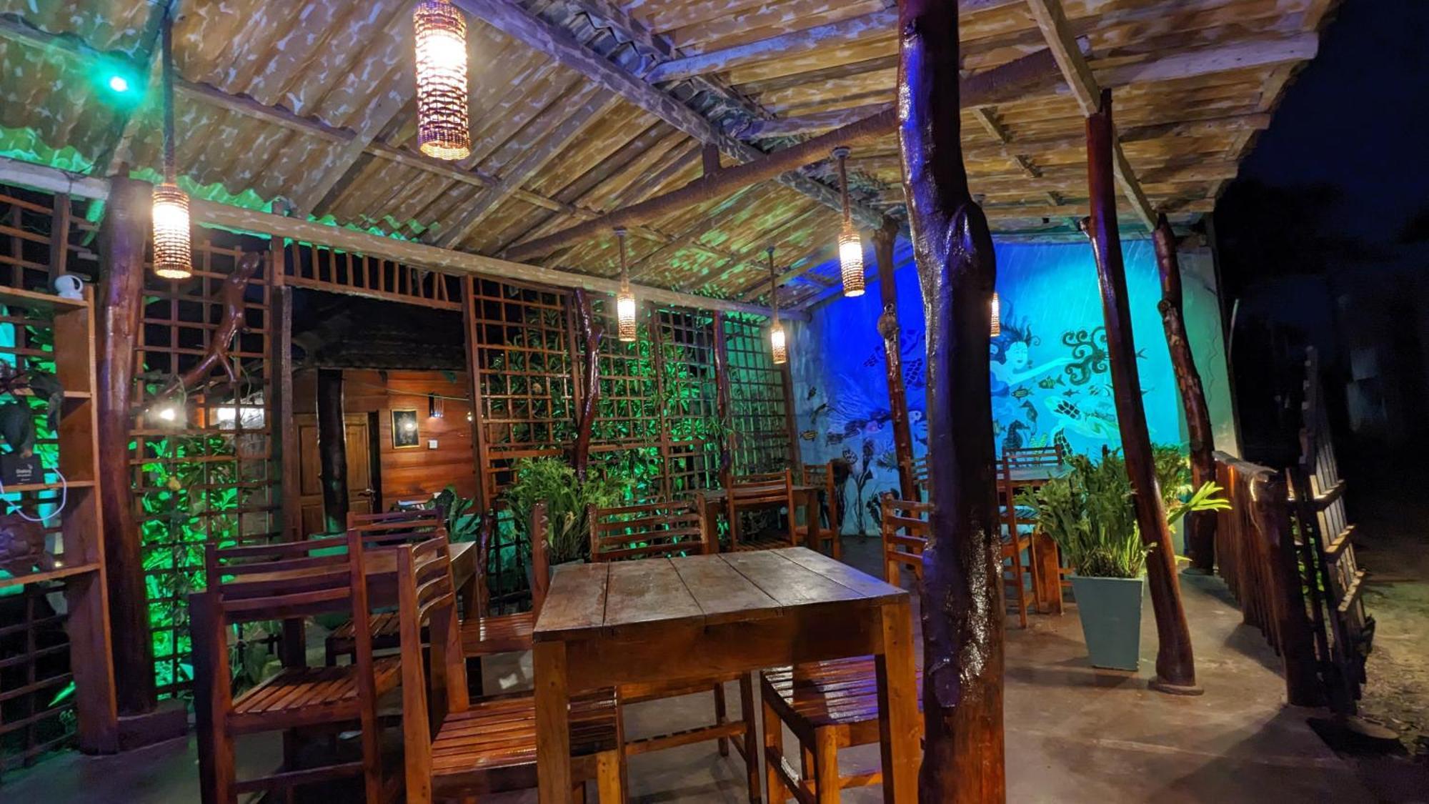 Canoe Beach Resort Tangalle Eksteriør billede